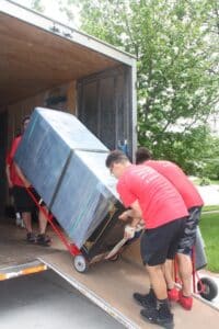 moving companies in whitefish bay, local movers in milwaukee, movers in milwaukee