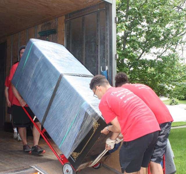 reliable Milwaukee moving companies Milwaukee moving companies, moving company Milwaukee, Milwaukee movers