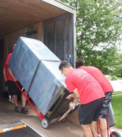 the best local movers near me local movers near me, Milwaukee moving company, Southeast Wisconsin movers