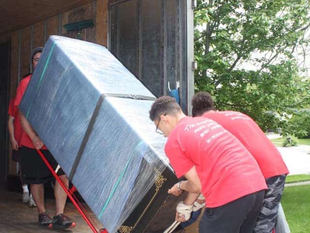 movers near me in Wisconsin, Wisconsin moving company, Southeast Milwaukee movers